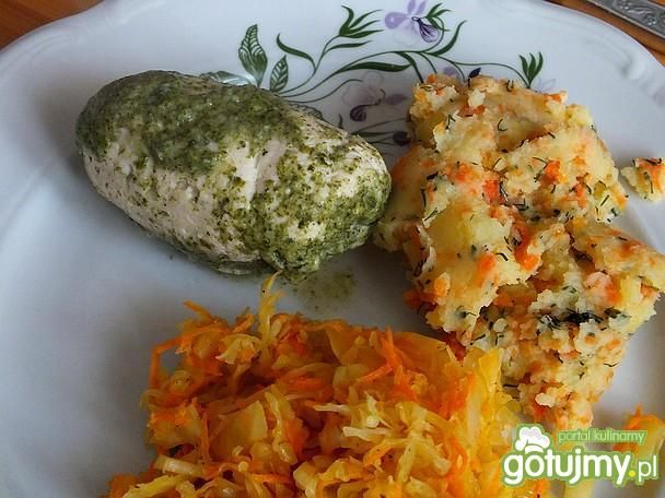 Roladki drobiowe z zieloną kaszą manną Roladki drobiowe z zieloną kaszą manną
