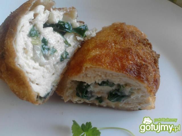 Roladki drobiowe ze szpinakiem Roladki drobiowe ze szpinakiem