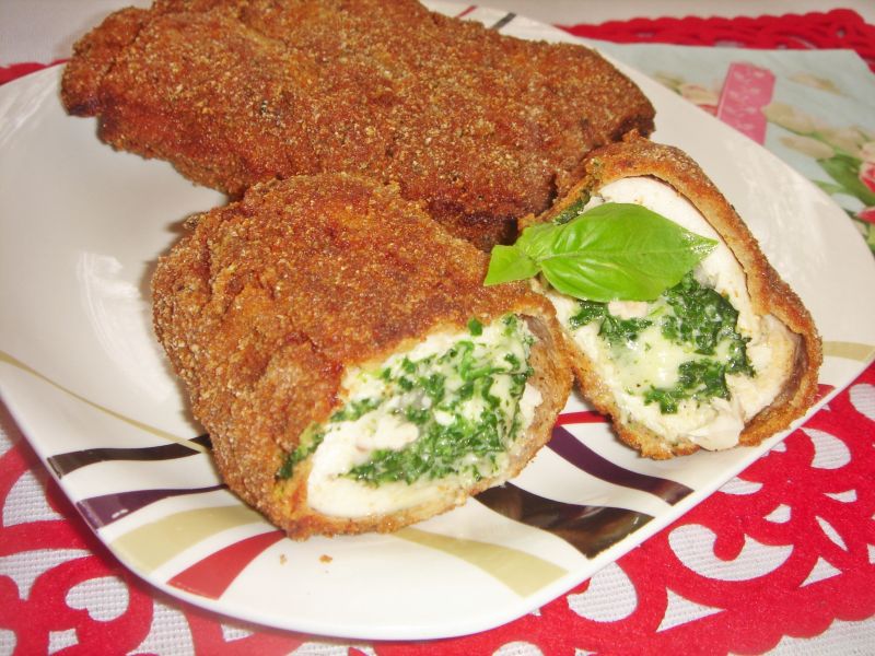 Roladki drobiowe ze szpinakiem i mozzarellą
