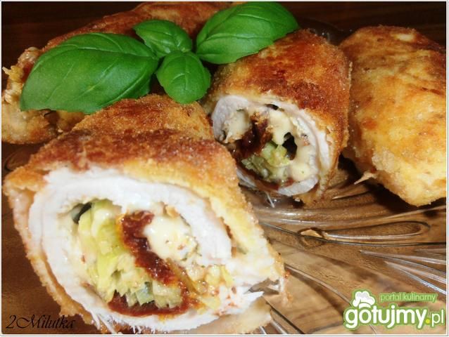 Roladki nadziewane suszonymi pomidorami Roladki nadziewane suszonymi pomidorami