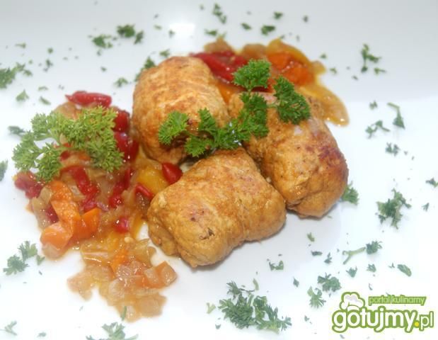 Roladki paprykowe ze schabu  Roladki paprykowe ze schabu