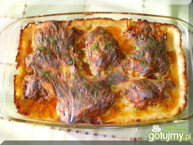 Roladki schabowe w sosie serowo ziołowym