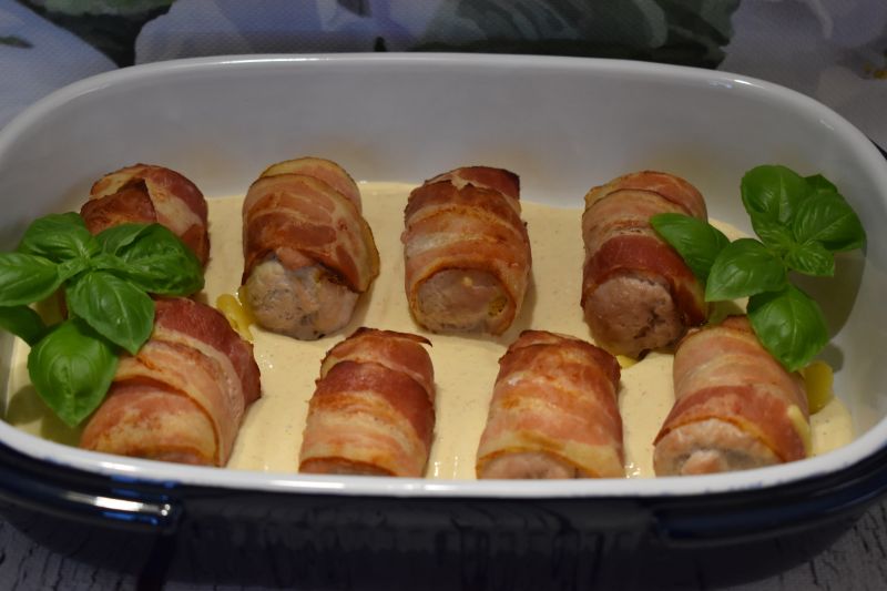 Roladki schabowe w sosie serowym