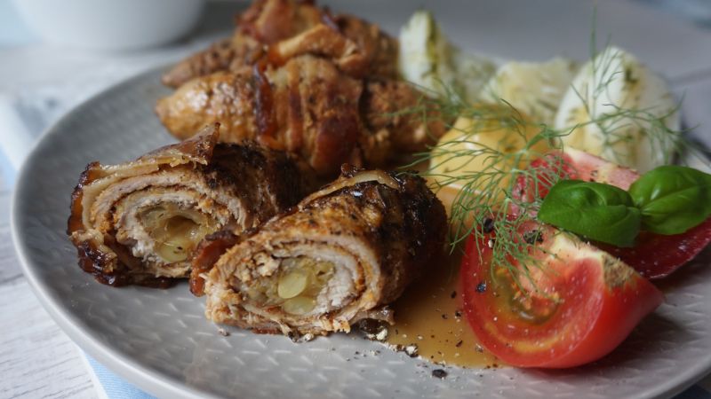 Roladki schabowe z fasolką Roladki schabowe z fasolką