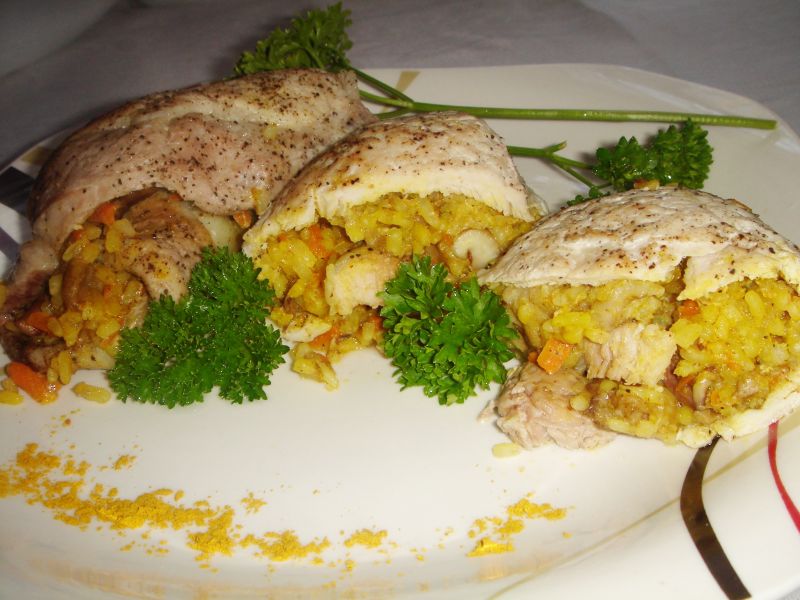 Roladki schabowe z maślakami i ryżem Roladki schabowe z maślakami i ryżem