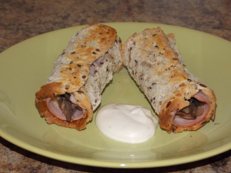 Roladki – tosty z piekarnika Roladki – tosty z piekarnika