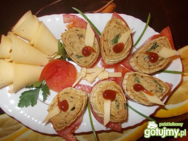 Roladki waflowe mięsno-grzybowe