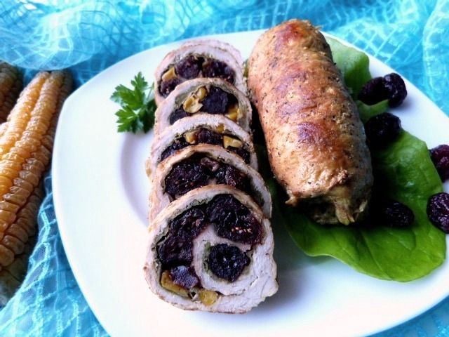 Roladki wieprzowe z żurawiną i kukurydzą Roladki wieprzowe z żurawiną i kukurydzą
