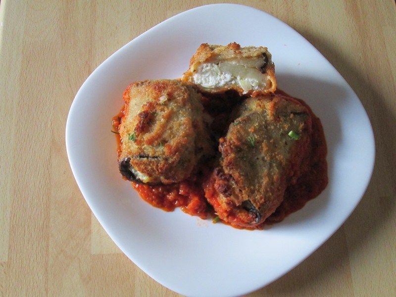 Roladki z bakłażana z fetą Roladki z bakłażana z fetą