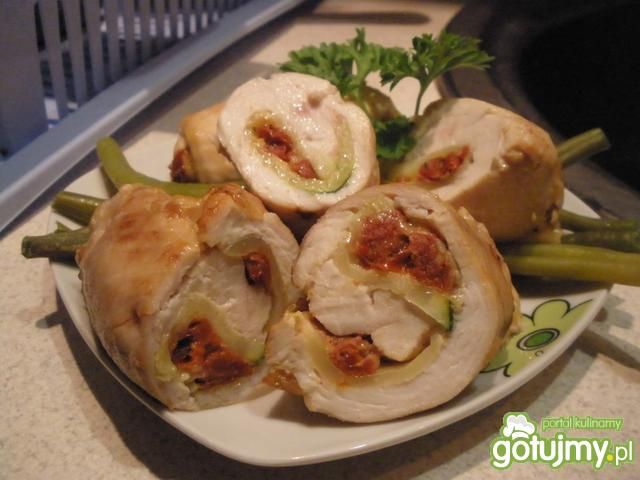 Roladki z cukinią i suszonymi pomidorami Roladki z cukinią i suszonymi pomidorami