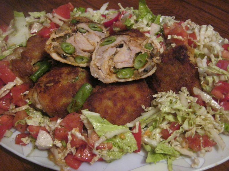 Roladki z fasolką i pieczarkami