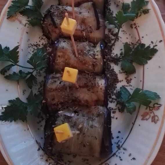 Roladki z grillowanego bakłażana Roladki z grillowanego bakłażana