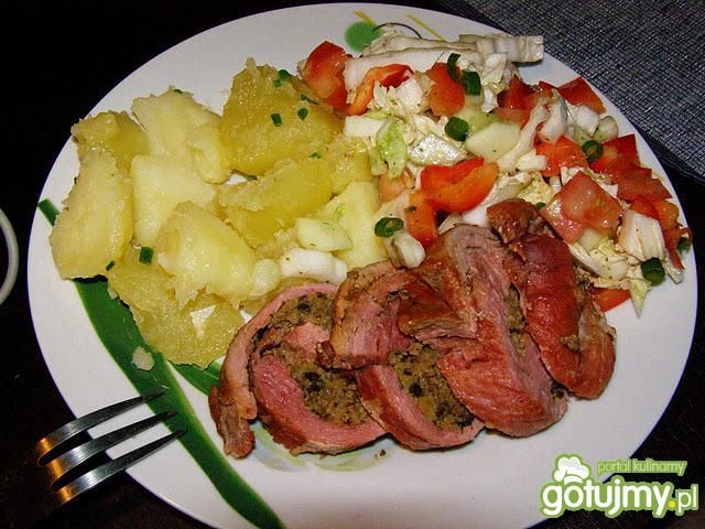 Roladki z indyka gotowane na parze