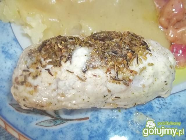 Roladki z indyka z pesto