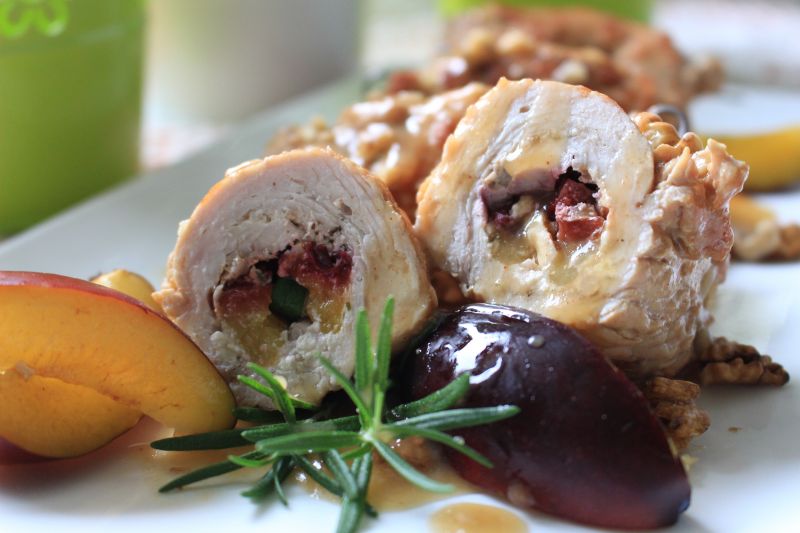 Roladki z indyka ze śliwką