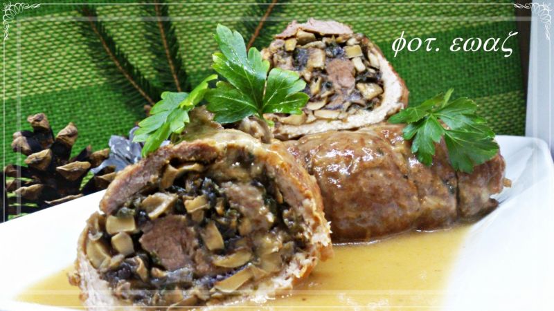 Roladki z karkówki z pieczarkowym farszem