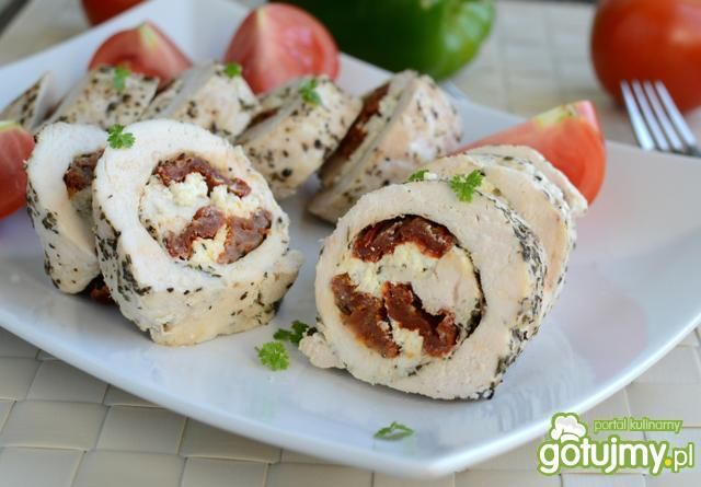 Roladki z kurczaka na parze z fetą 