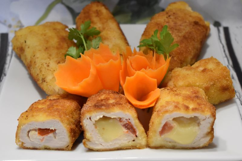 Roladki z kurczaka z pomidorem Roladki z kurczaka z pomidorem