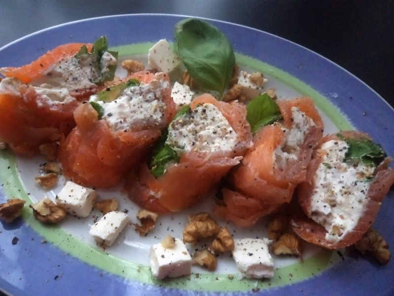 Roladki z łososia Roladki z łososia