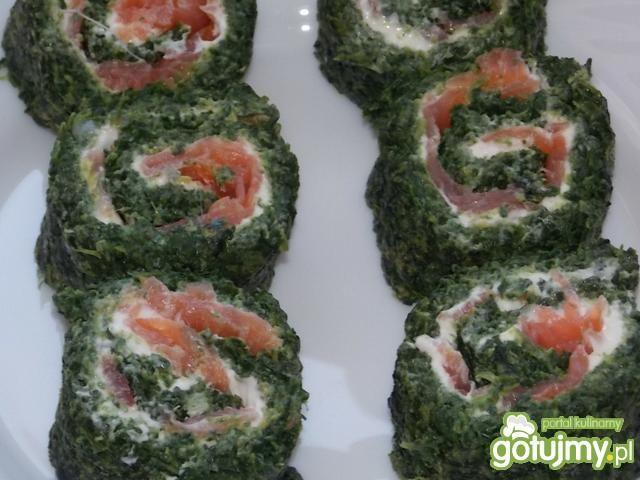 Roladki z łososiem
