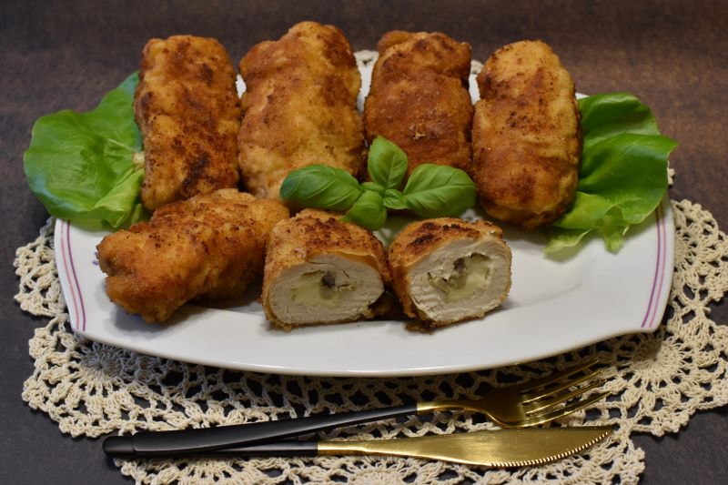 Roladki z masłem i pieczarkami Roladki z masłem i pieczarkami