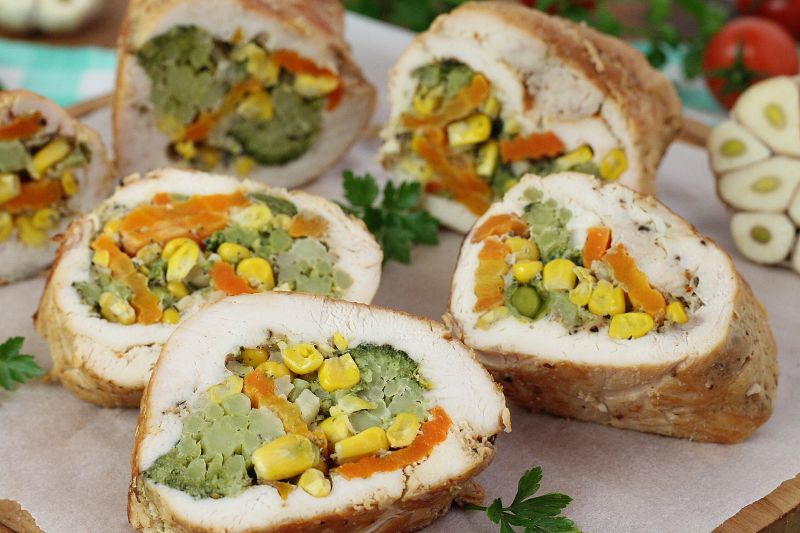 Roladki z mieszanką warzyw Roladki z mieszanką warzyw