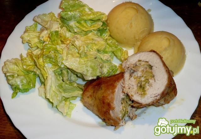 Roladki z ogórkowym farszem  Roladki z ogórkowym farszem