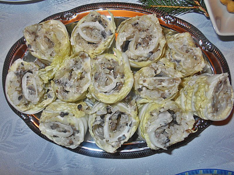 Roladki z pekinki z pieczarkami Roladki z pekinki z pieczarkami