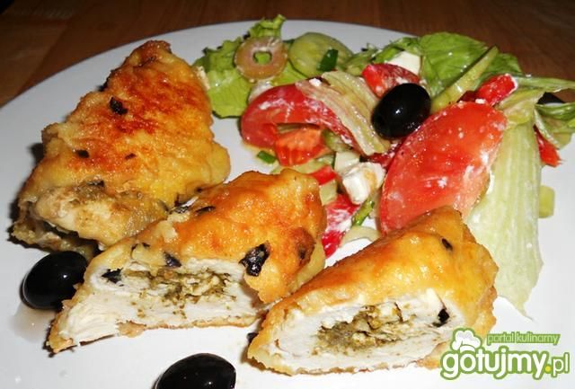 Roladki z pesto w oliwkowej panierce Roladki z pesto w oliwkowej panierce
