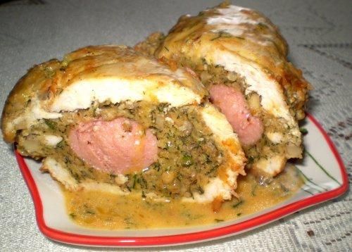 Roladki  z pieczarkami i parówką