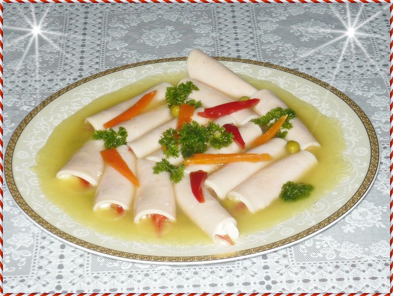 Roladki z polędwicy w galarecie Roladki z polędwicy w galarecie