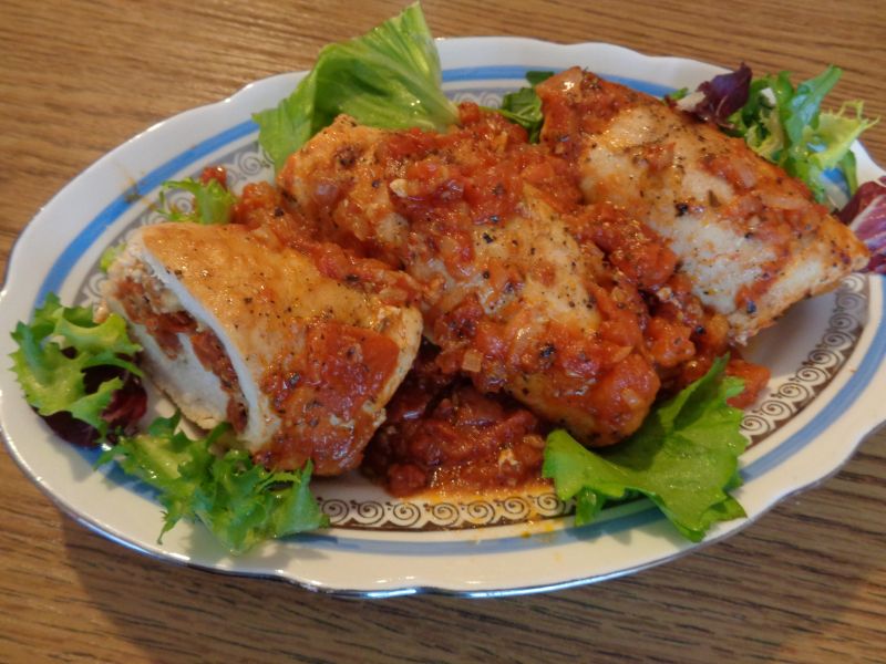 Roladki z suszonymi pomidorowami