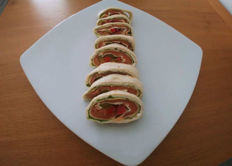 Roladki z tortilli na dwa sposoby Roladki z tortilli na dwa sposoby