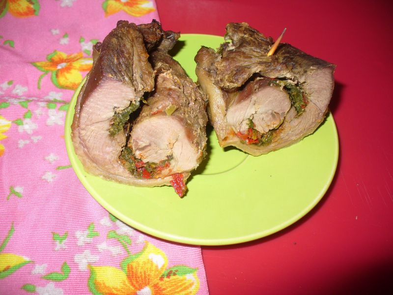 Roladki z udźca indyczego faszerowane