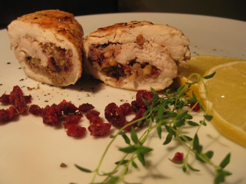 Roladki z żurawiną i orzechami