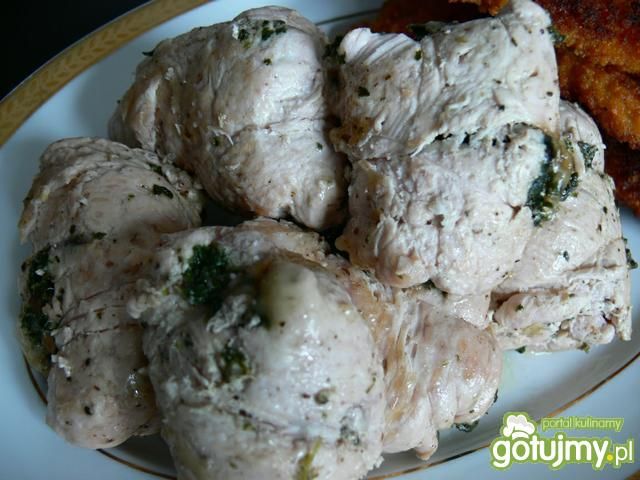 Roladki ze szpinakiem i orzechami 