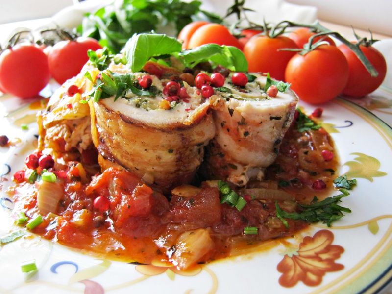 Roladki ze szpinakiem, serem camembert i boczkiem Roladki ze szpinakiem, serem camembert i boczkiem