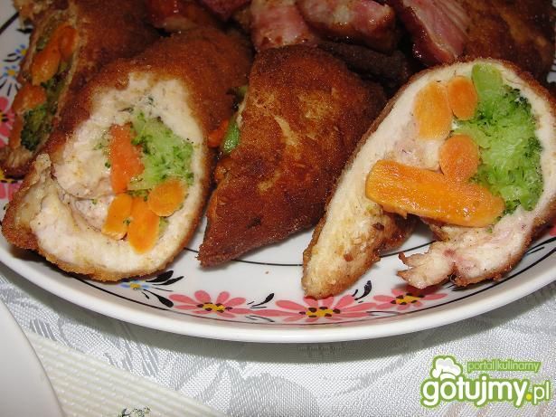 Rolady nadziewane marchewką i brokułami