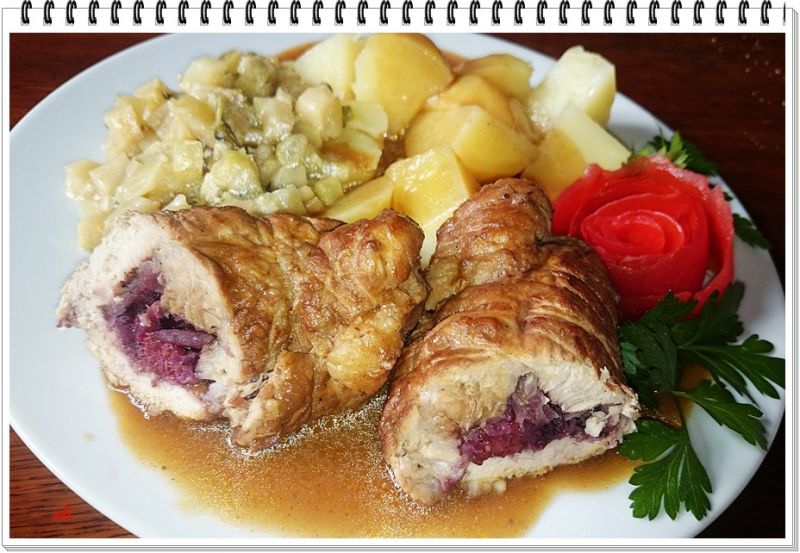 Rolady schabowe Eli z jeżynami Rolady schabowe Eli z jeżynami