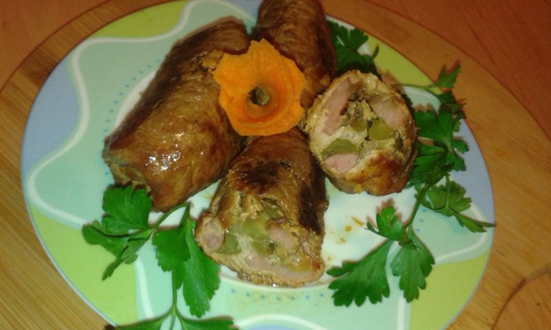 Rolady wieprzowe z ogórkiem kiszonym.....