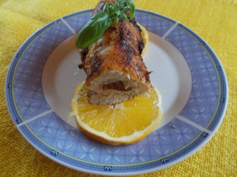 Rolowane udko z żurawiną o zapachu pomarańczy