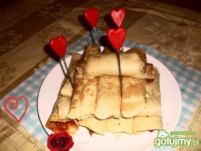 Romantyczne naleśniki po węgiersku