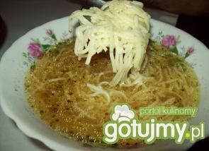 Rosół mieszany z wołowiny i drobiu  Rosół mieszany z wołowiny i drobiu