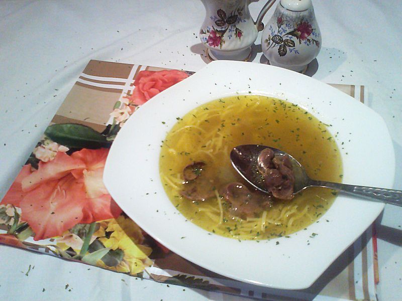 Rosół na gołębiu z podrobami Rosół na gołębiu z podrobami