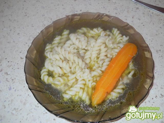 Rosół na korpusie drobiowym