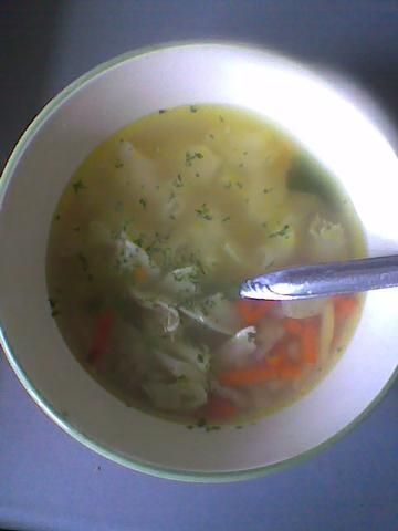 Rosół na skrzydełkach–rosołek tradycyjny Rosół na skrzydełkach–rosołek tradycyjny