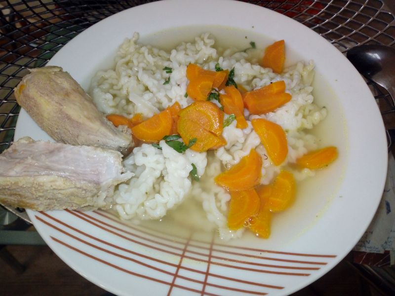 Rosół na trzech rodzajach mięsa