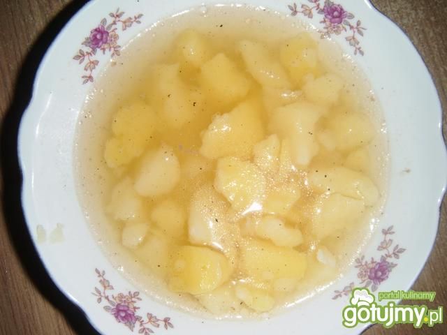 Rosół wieprzowy z ziemniakami Rosół wieprzowy z ziemniakami