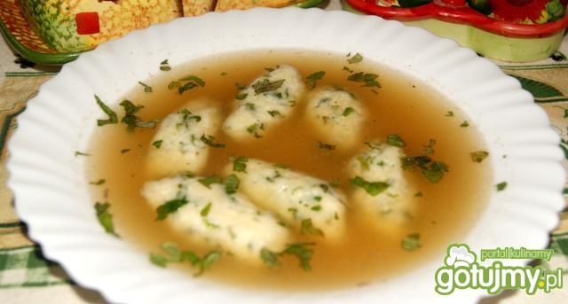 Rosół wołowo-wieprzowy z kluskami