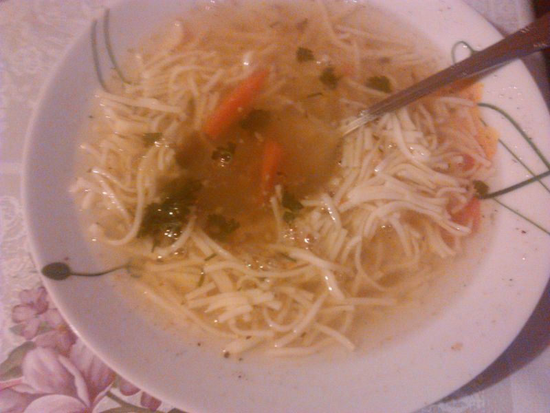 Rosół wołowy z warzywami